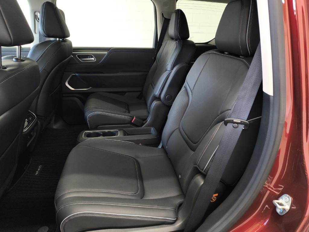 new 2025 INFINITI QX80 car, priced at $85,795