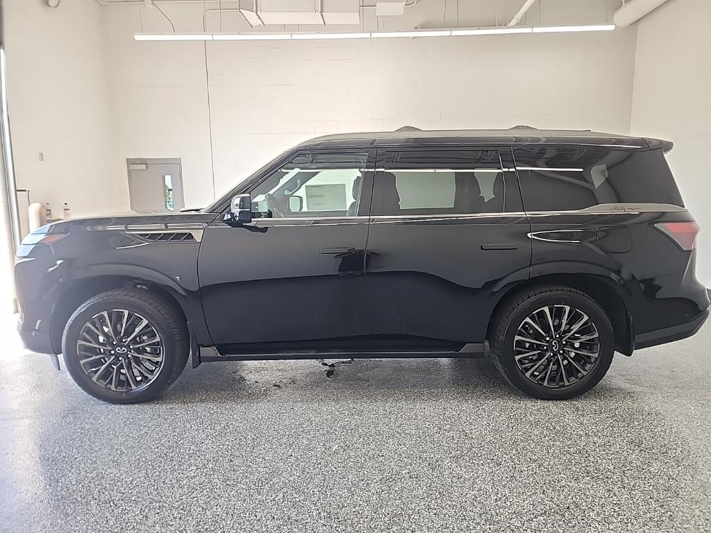new 2026 INFINITI QX80 car, priced at $102,712