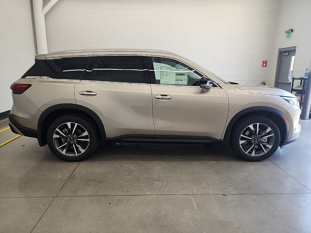 new 2025 INFINITI QX60 car, priced at $56,174