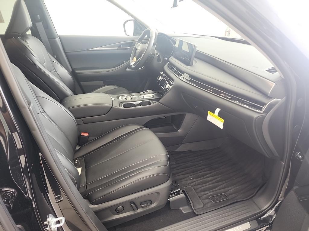 used 2025 INFINITI QX60 car, priced at $51,545