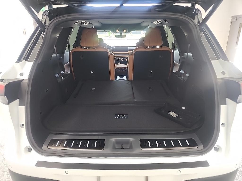 new 2026 INFINITI QX60 car, priced at $65,992