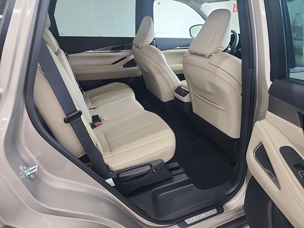 new 2025 INFINITI QX60 car, priced at $56,174