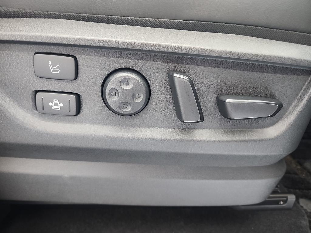 new 2026 INFINITI QX80 car, priced at $104,870