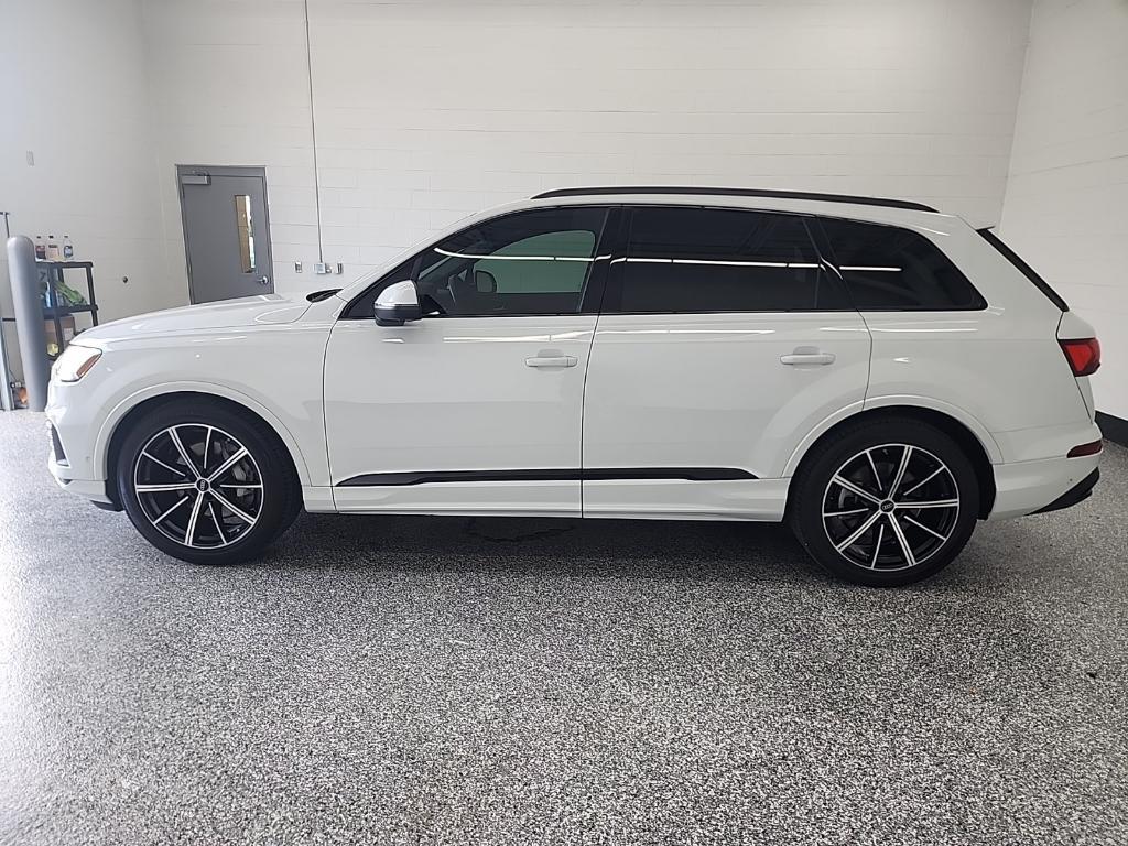used 2024 Audi Q7 car, priced at $57,984