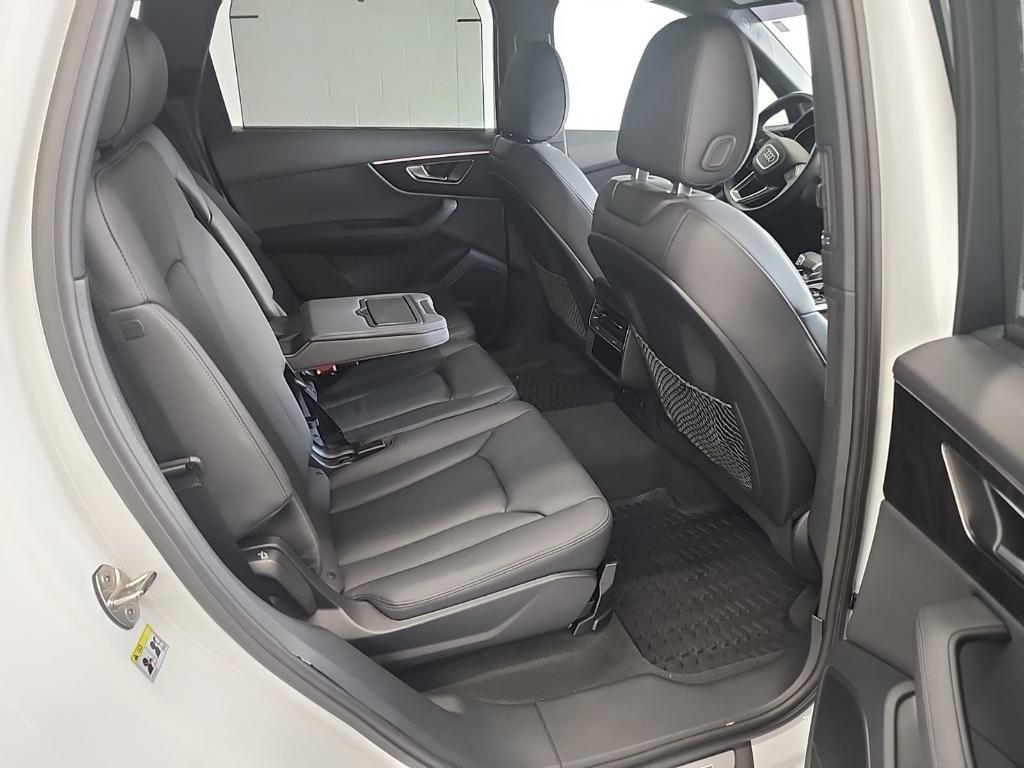 used 2024 Audi Q7 car, priced at $57,984