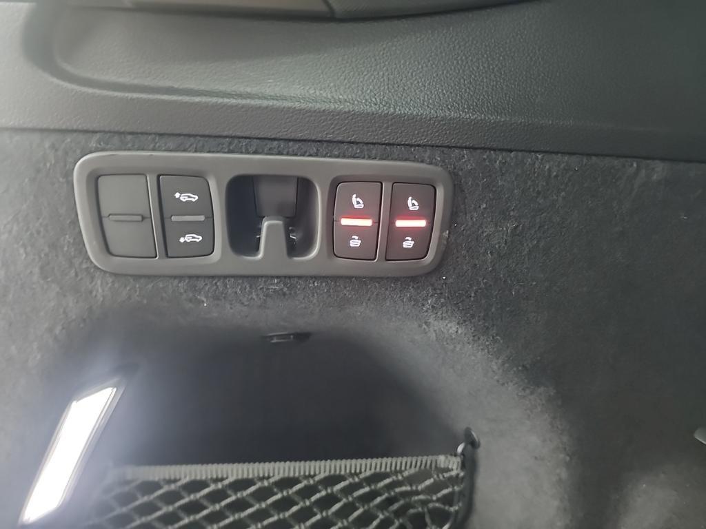 used 2024 Audi Q7 car, priced at $57,984