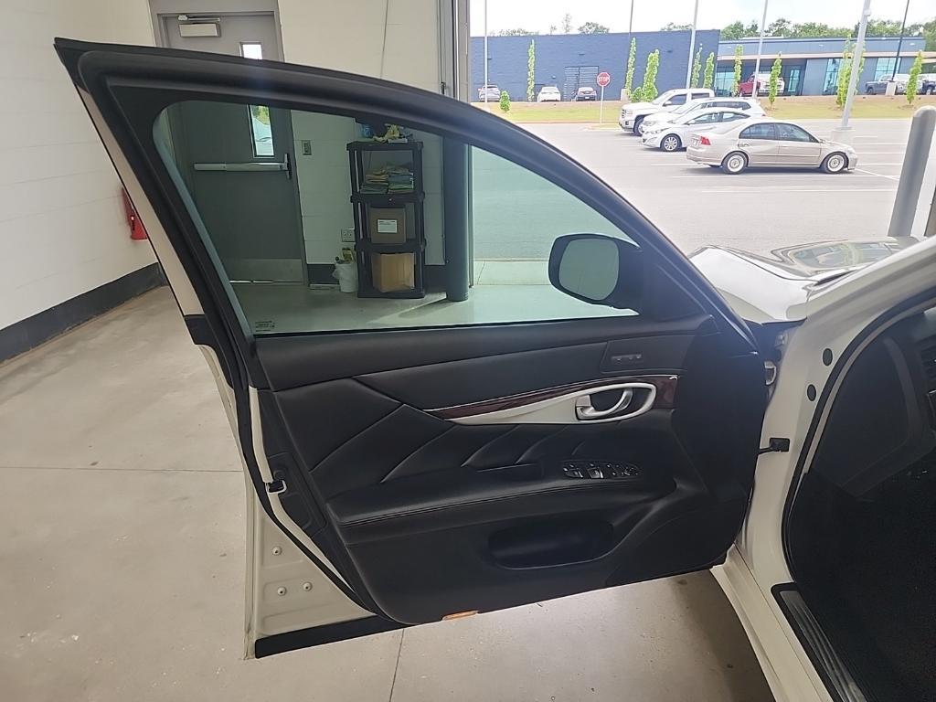 used 2017 INFINITI Q70 car, priced at $18,995