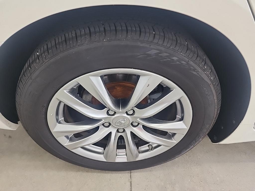 used 2017 INFINITI Q70 car, priced at $18,995