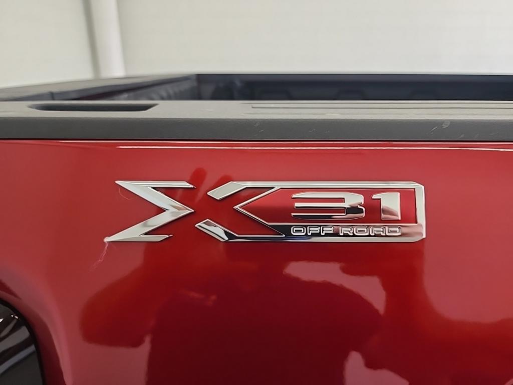 used 2025 GMC Sierra 2500 car, priced at $75,413