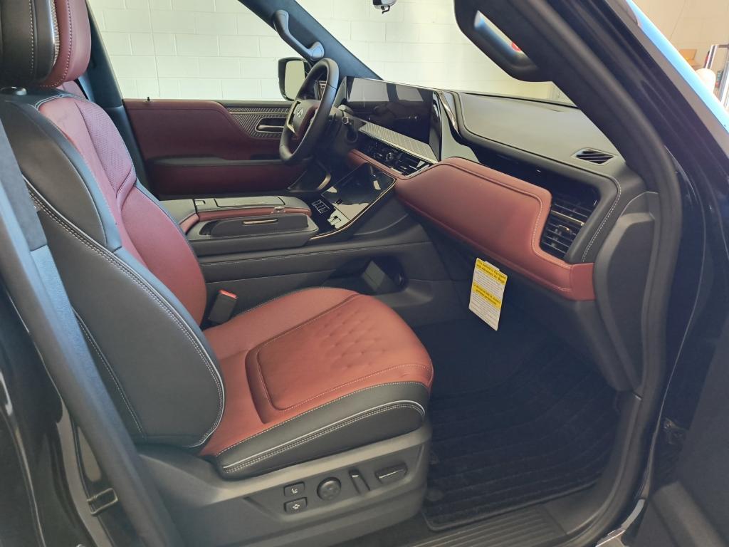 new 2025 INFINITI QX80 car, priced at $107,590