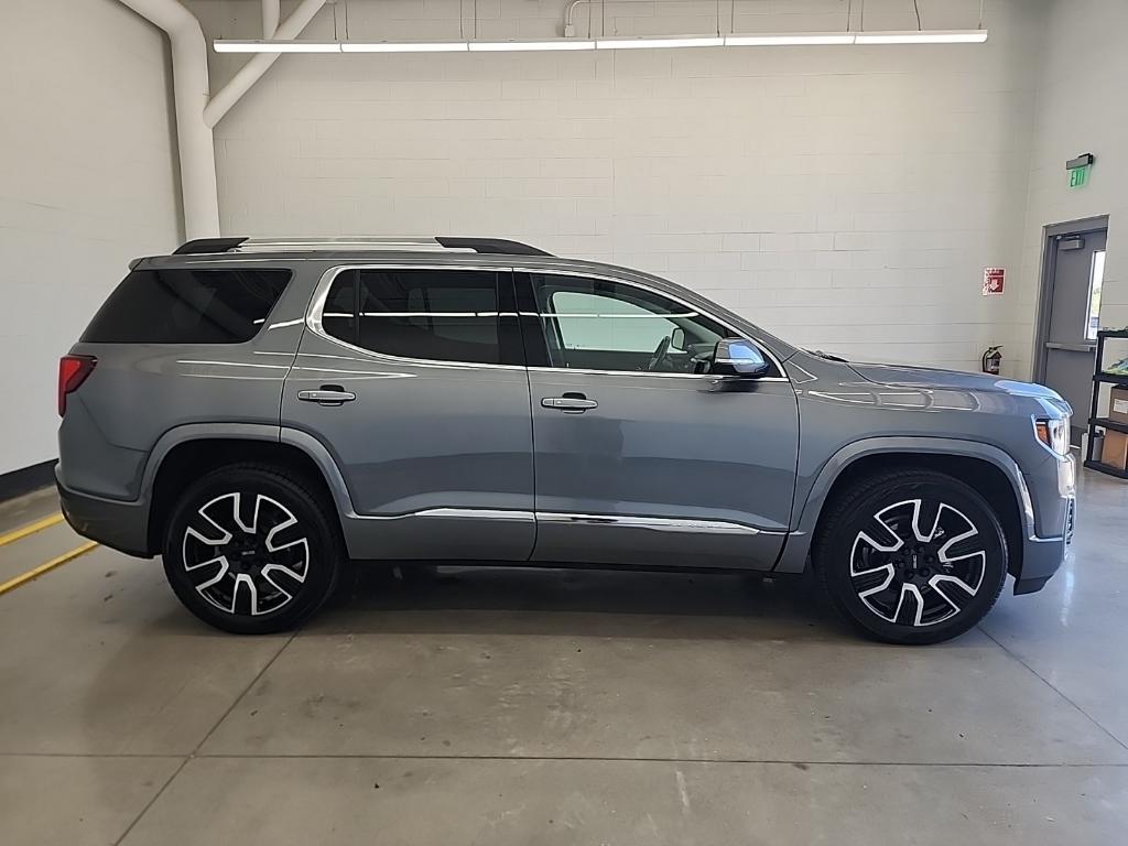 used 2022 GMC Acadia car, priced at $33,995