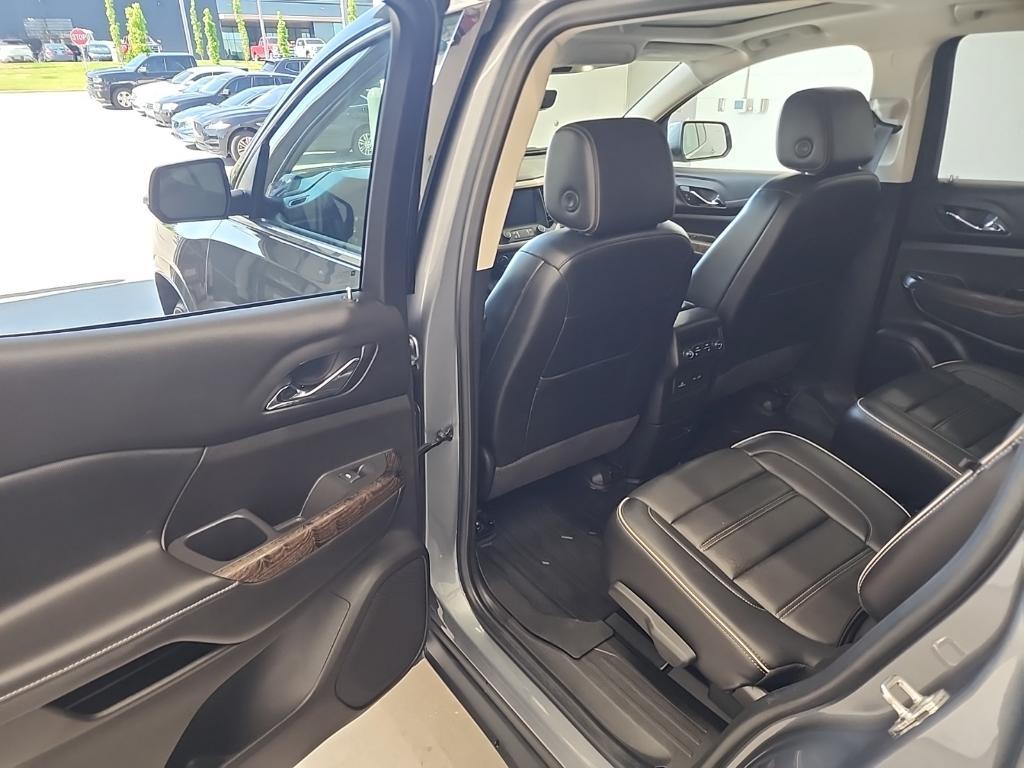 used 2022 GMC Acadia car, priced at $33,995