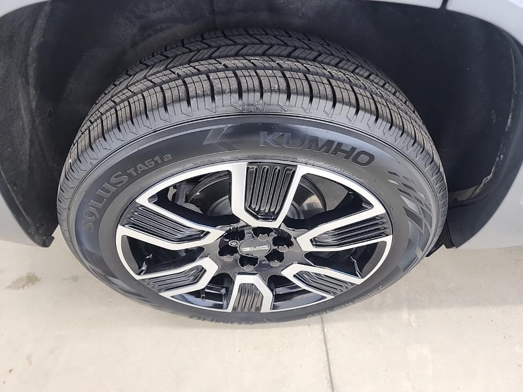 used 2022 GMC Acadia car, priced at $33,995
