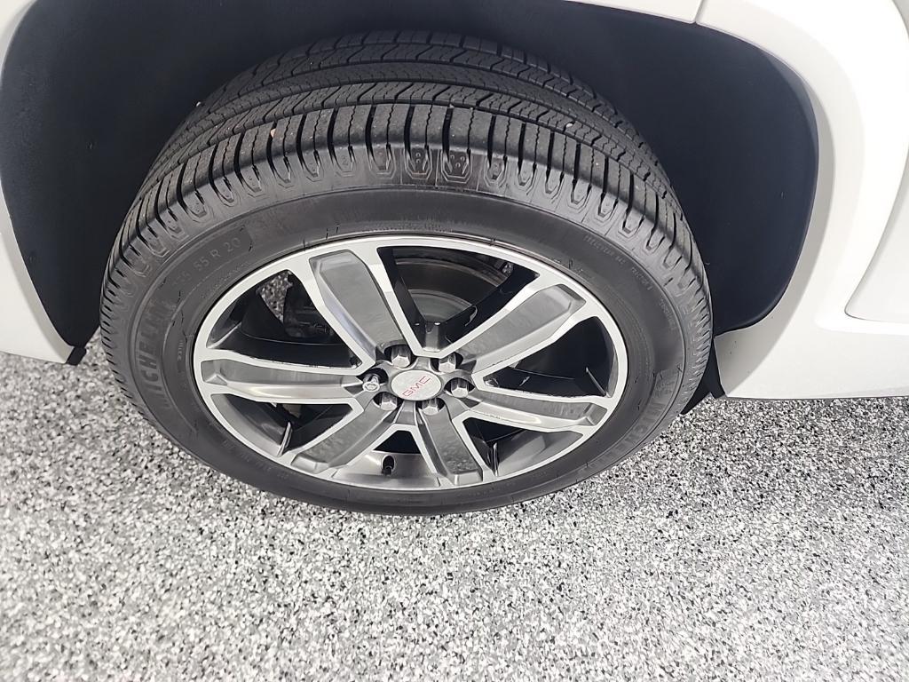 used 2018 GMC Acadia car, priced at $22,230