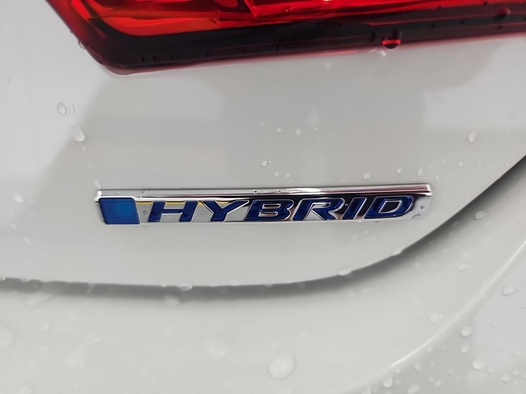 used 2022 Honda Accord Hybrid car, priced at $27,500