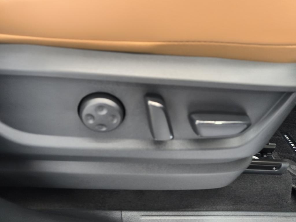 new 2025 INFINITI QX80 car, priced at $90,899