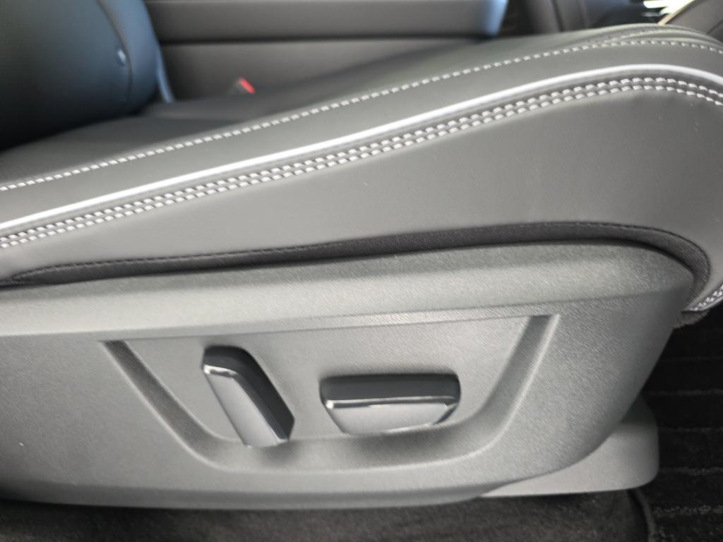 new 2026 INFINITI QX80 car, priced at $103,920