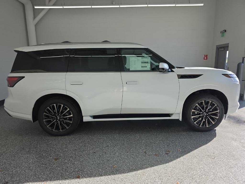 new 2026 INFINITI QX80 car, priced at $103,920
