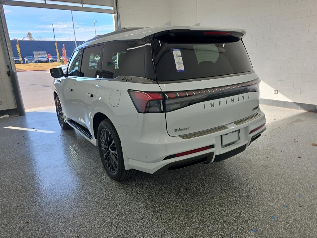 new 2026 INFINITI QX80 car, priced at $103,920