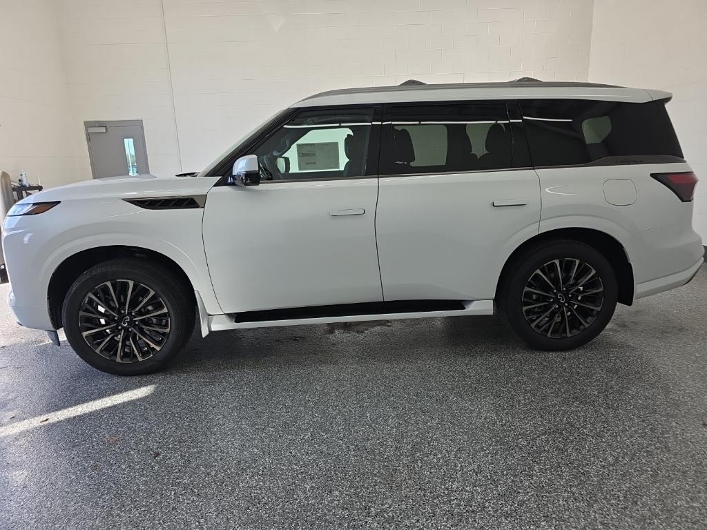 new 2026 INFINITI QX80 car, priced at $103,920