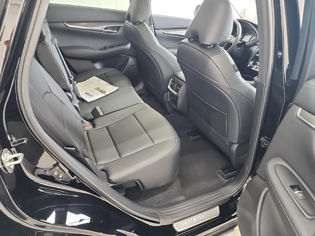 new 2025 INFINITI QX50 car, priced at $47,318