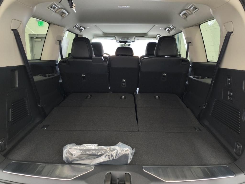 new 2025 INFINITI QX80 car, priced at $85,100