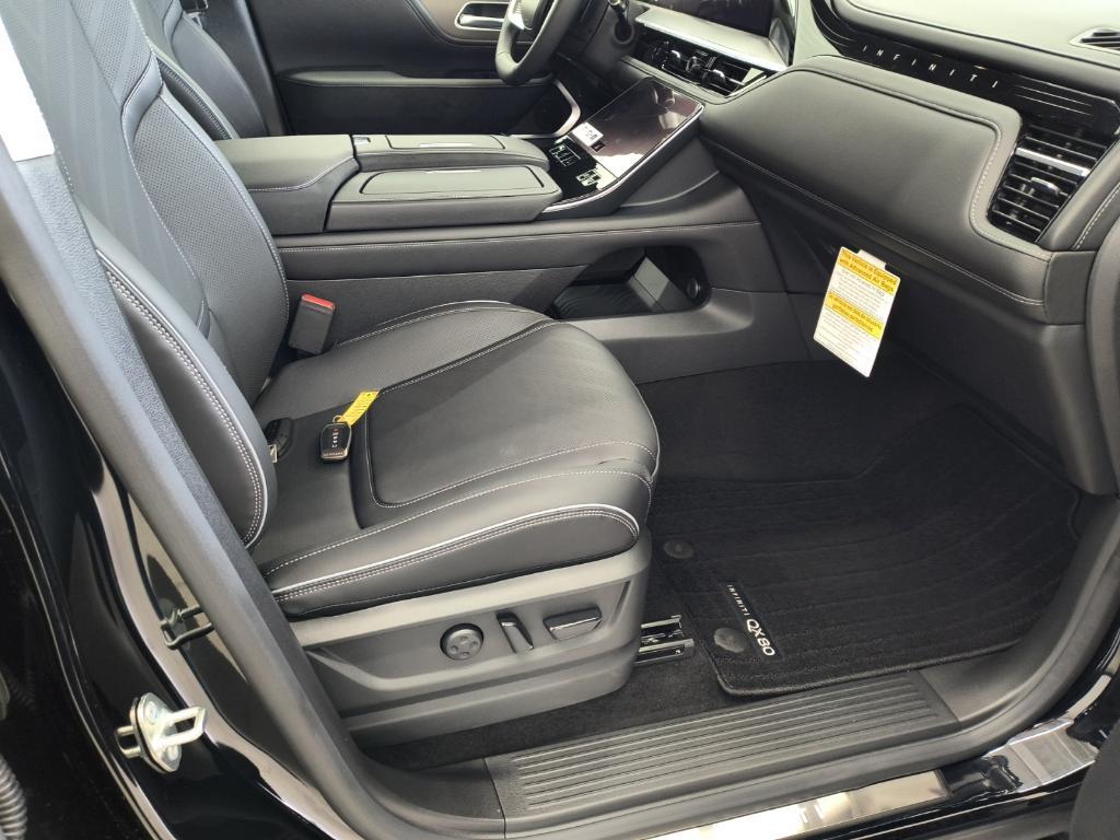 new 2025 INFINITI QX80 car, priced at $85,100