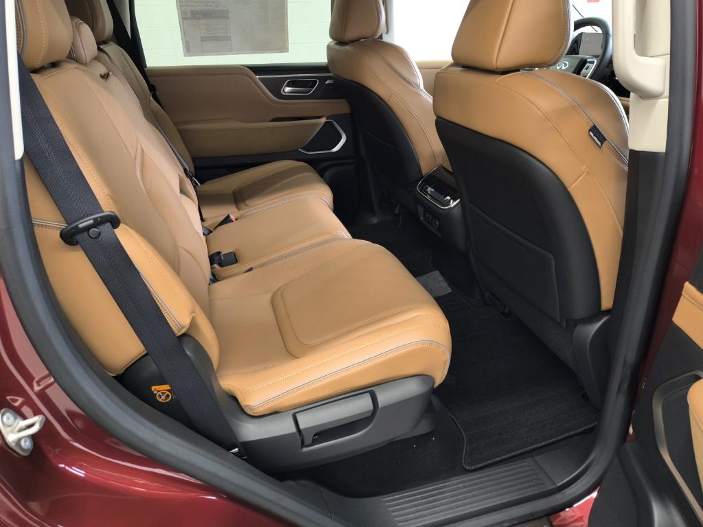 new 2025 INFINITI QX80 car, priced at $88,895