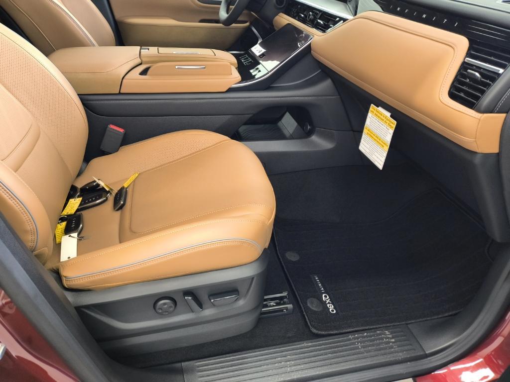 new 2025 INFINITI QX80 car, priced at $88,895