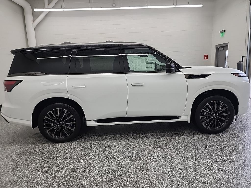 new 2026 INFINITI QX80 car, priced at $114,312