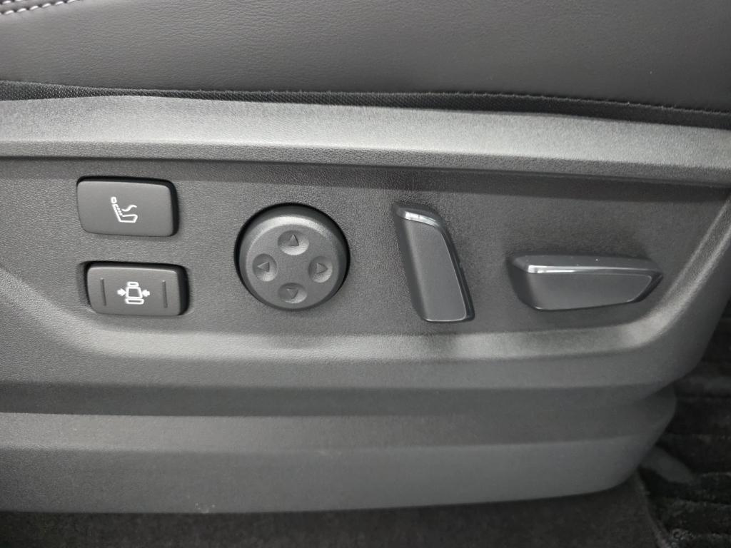 new 2026 INFINITI QX80 car, priced at $103,955