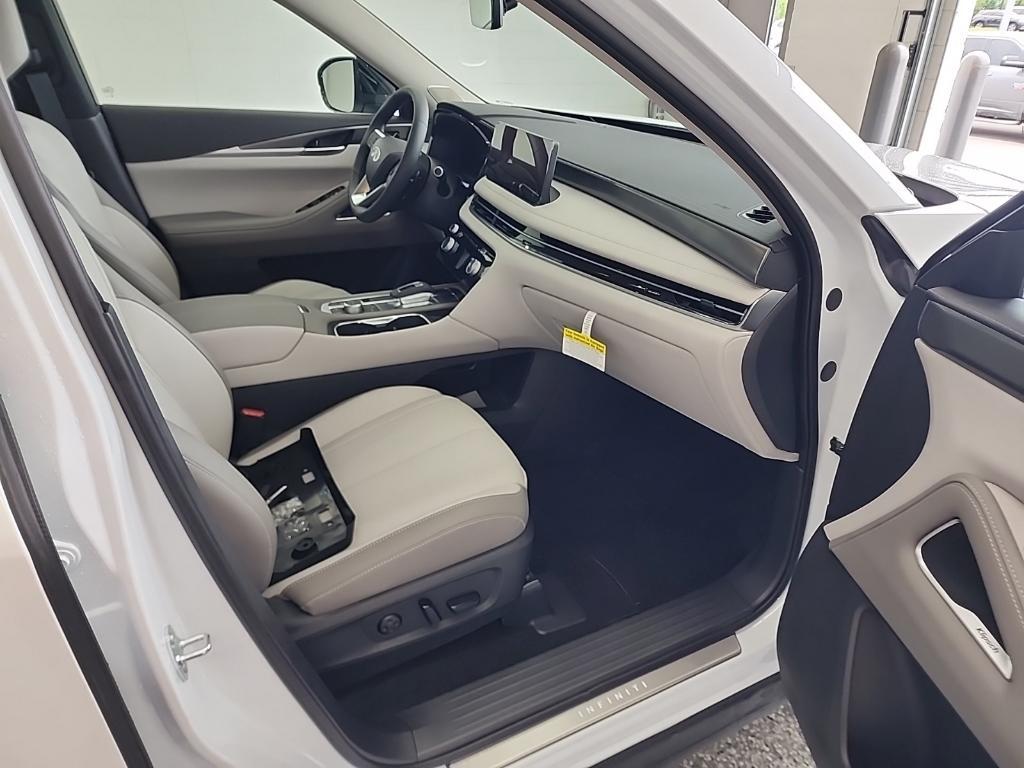 new 2026 INFINITI QX60 car, priced at $62,175