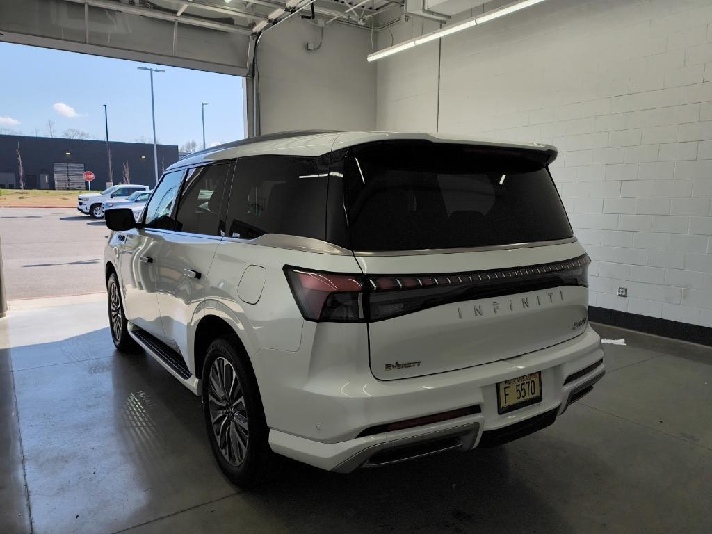 new 2025 INFINITI QX80 car, priced at $97,660