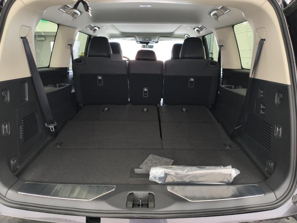 new 2025 INFINITI QX80 car, priced at $88,895