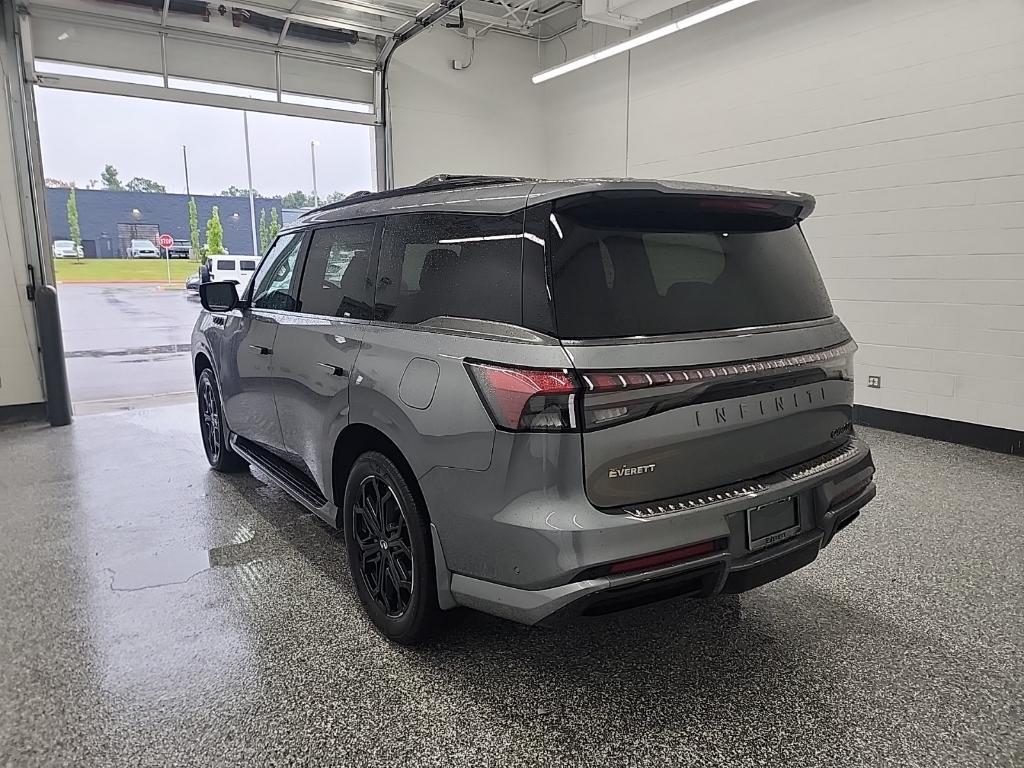 new 2026 INFINITI QX80 car, priced at $102,473