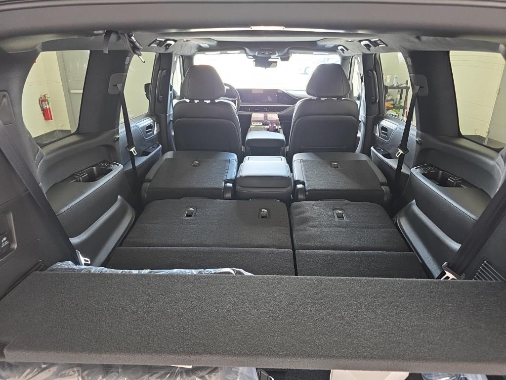 new 2026 INFINITI QX80 car, priced at $104,870