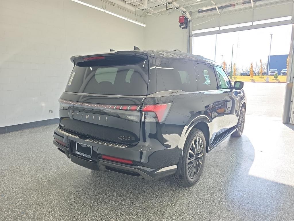 new 2026 INFINITI QX80 car, priced at $104,870