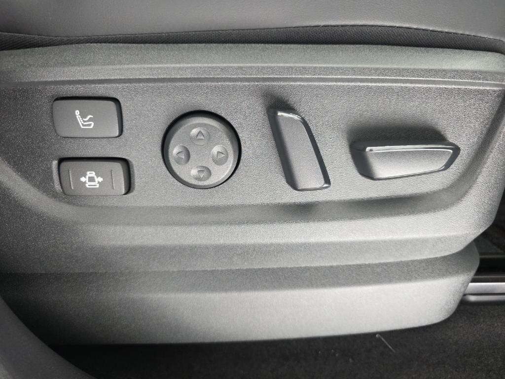 new 2026 INFINITI QX80 car, priced at $104,870