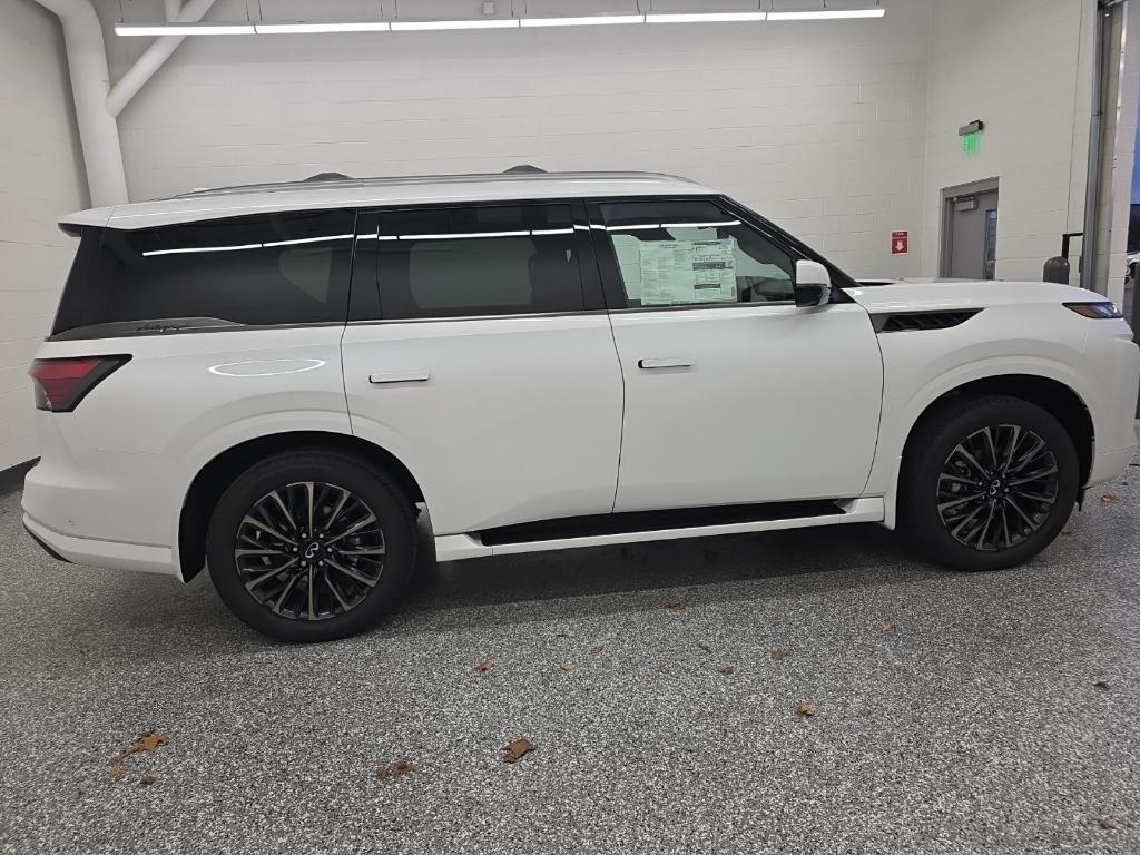 new 2026 INFINITI QX80 car, priced at $105,075
