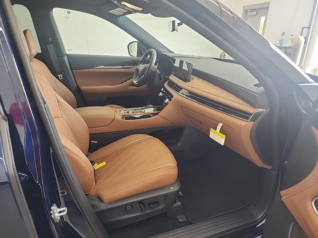 new 2025 INFINITI QX60 car, priced at $65,283