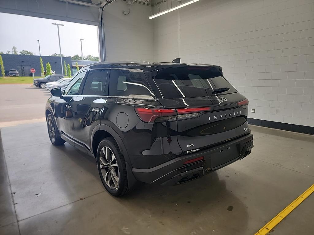 new 2025 INFINITI QX60 car, priced at $56,370