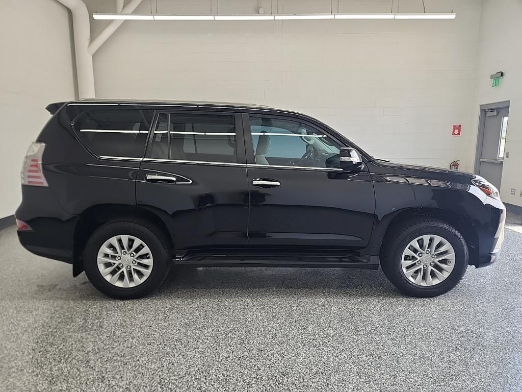 used 2021 Lexus GX 460 car, priced at $43,588