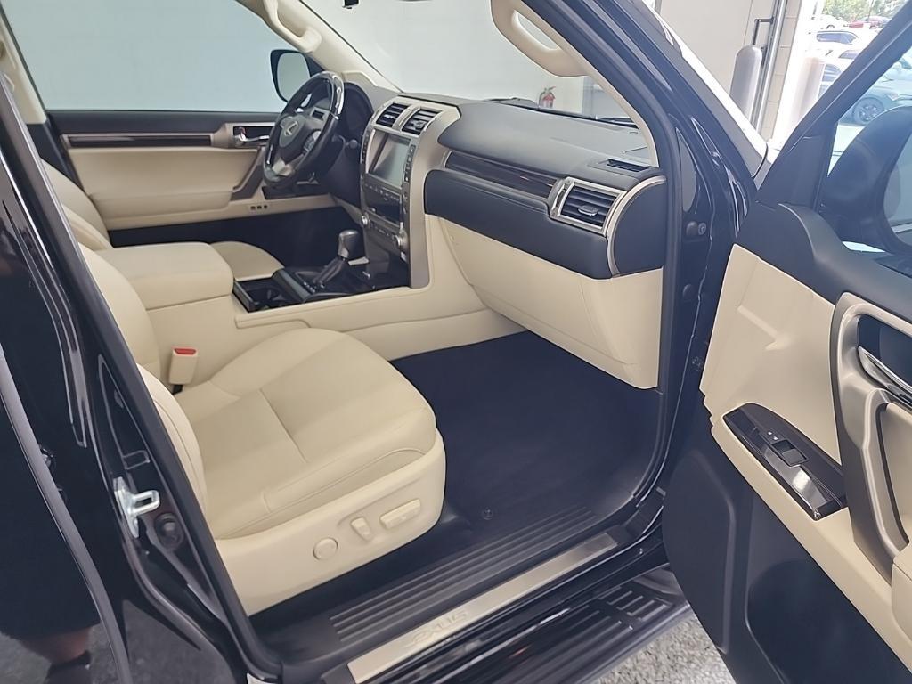 used 2021 Lexus GX 460 car, priced at $43,588