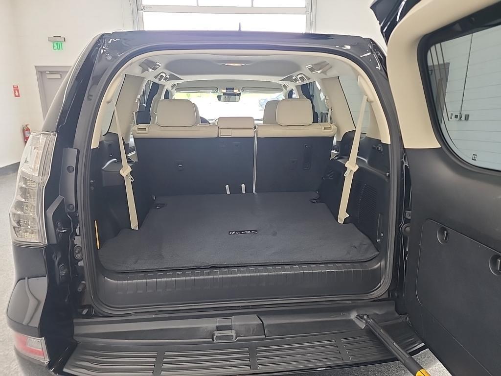 used 2021 Lexus GX 460 car, priced at $43,588