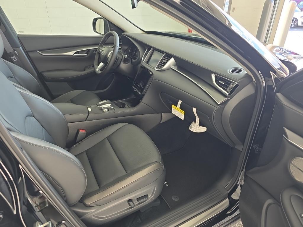 new 2025 INFINITI QX50 car, priced at $37,770