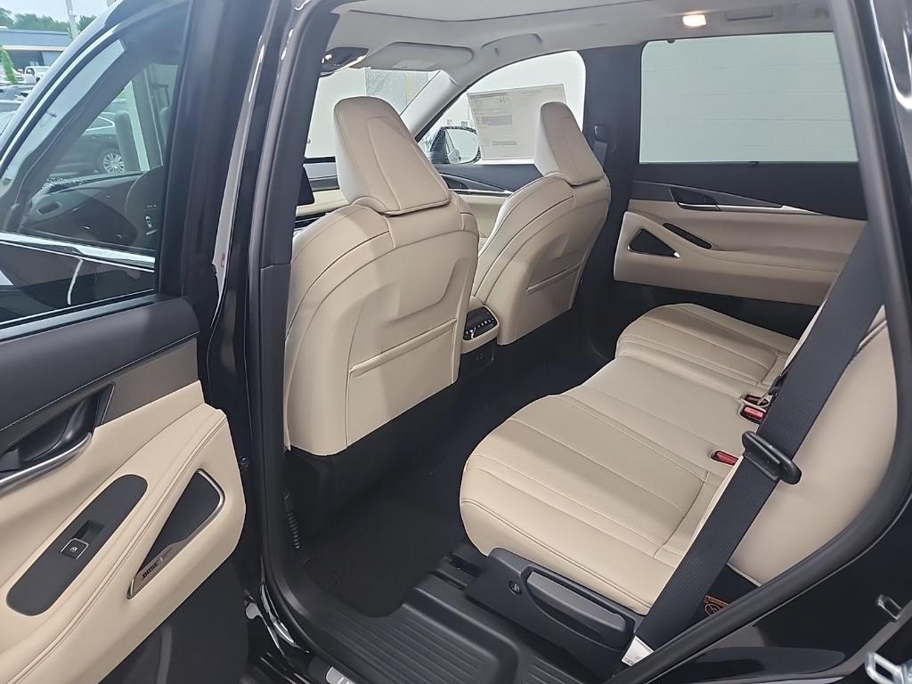 new 2025 INFINITI QX60 car, priced at $56,174