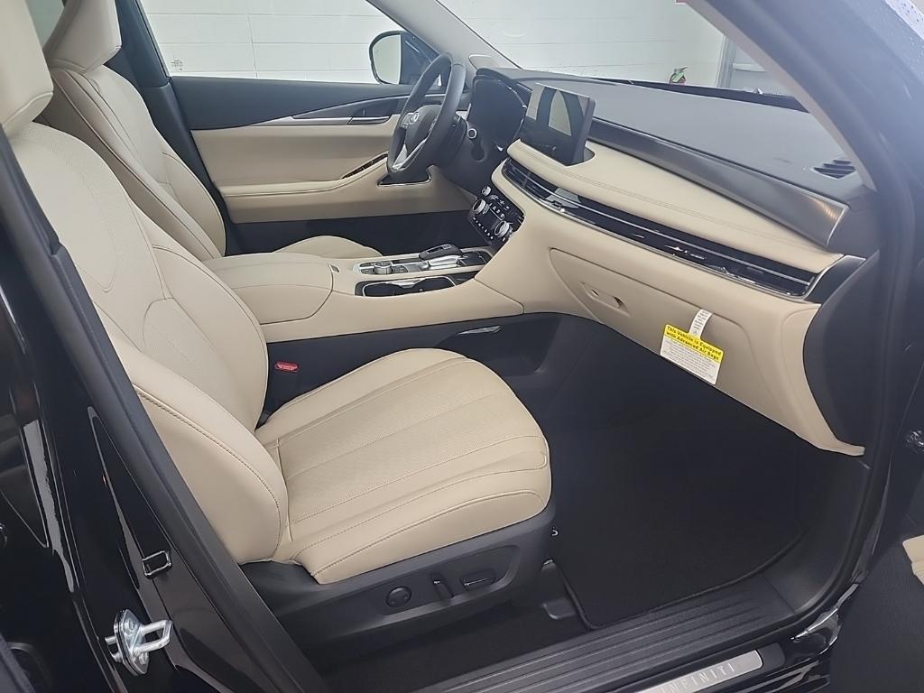 new 2025 INFINITI QX60 car, priced at $56,174