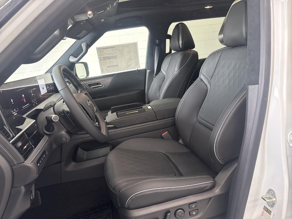 new 2026 INFINITI QX80 car, priced at $114,312