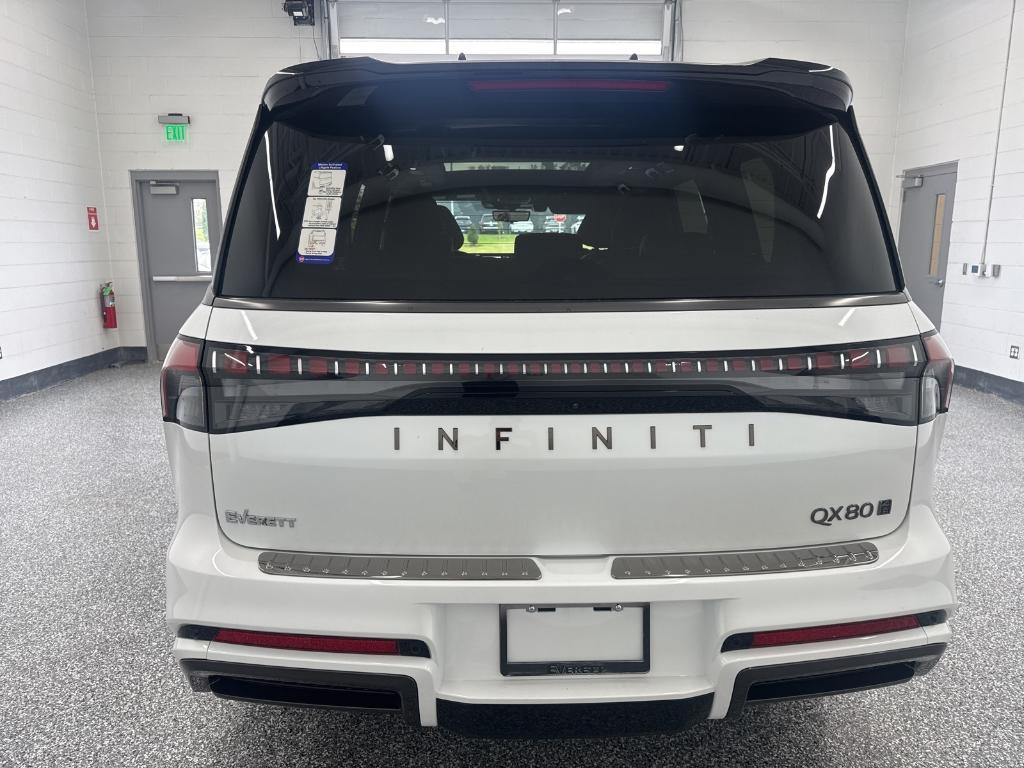 new 2026 INFINITI QX80 car, priced at $114,312