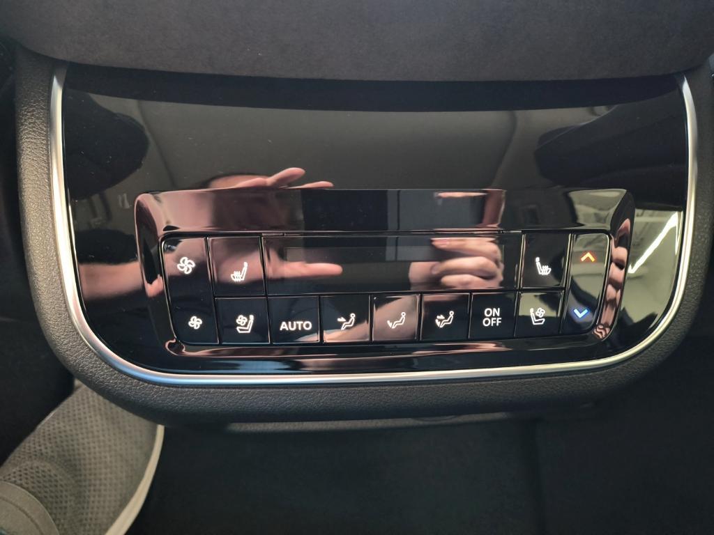 new 2025 INFINITI QX80 car, priced at $88,200
